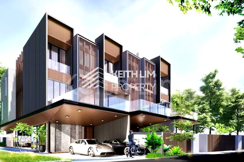 6 Bed Corner Terrace (Landed) for Sale in  East Coast Hill - Image 2